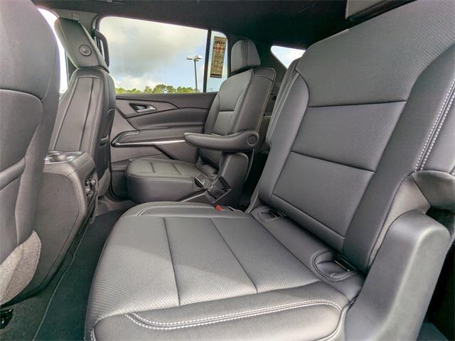 new 2025 Chevrolet Traverse car, priced at $46,502