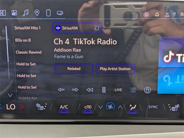 new 2025 Chevrolet Traverse car, priced at $46,502