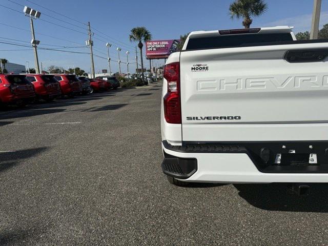 new 2025 Chevrolet Silverado 1500 car, priced at $38,979