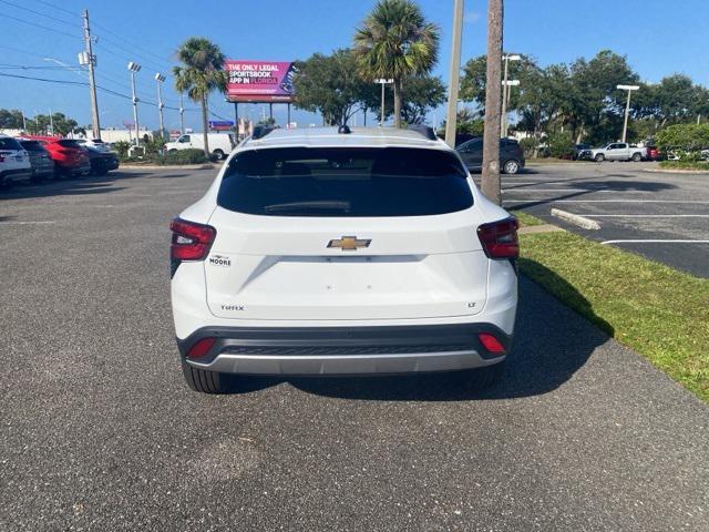 new 2025 Chevrolet Trax car, priced at $24,985