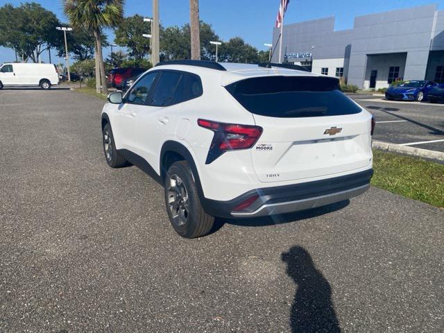 new 2025 Chevrolet Trax car, priced at $24,985