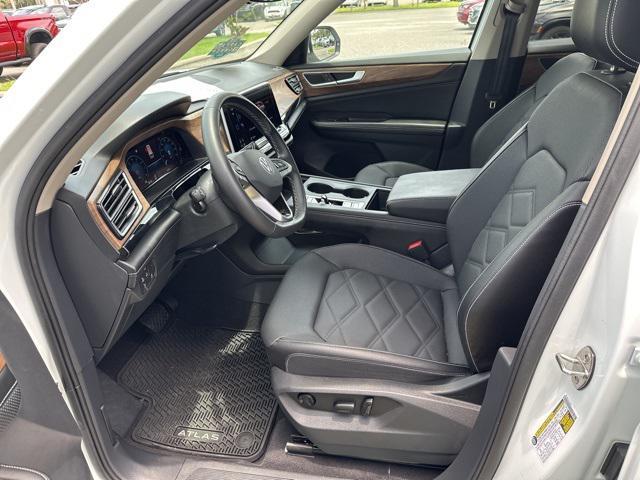 used 2024 Volkswagen Atlas car, priced at $32,995