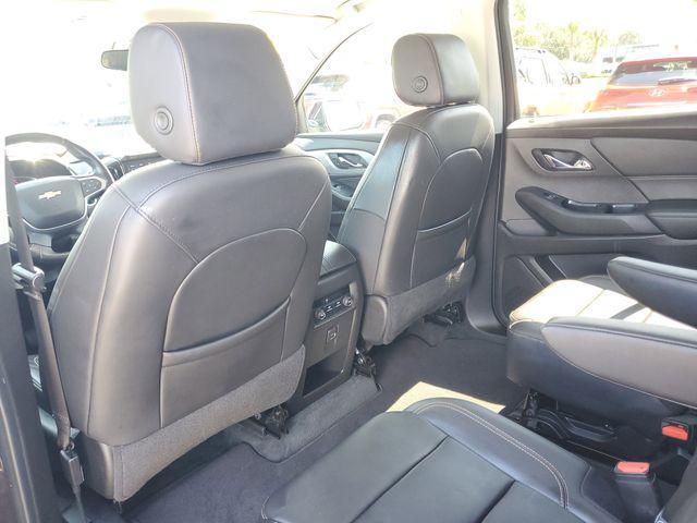 used 2021 Chevrolet Traverse car, priced at $28,667