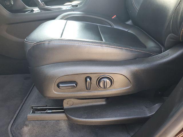 used 2021 Chevrolet Traverse car, priced at $28,667