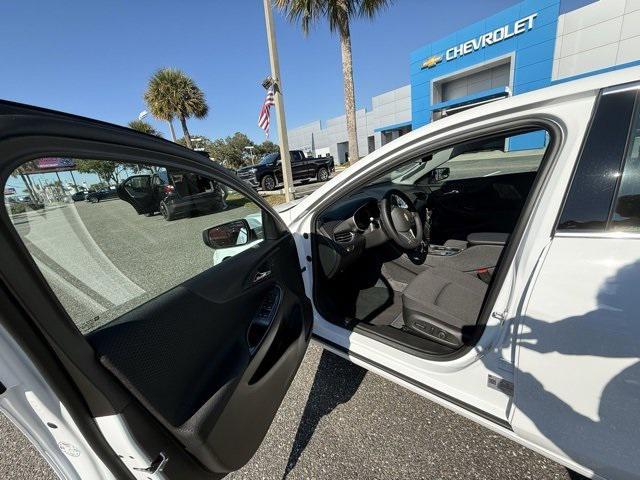 new 2025 Chevrolet Malibu car, priced at $26,875