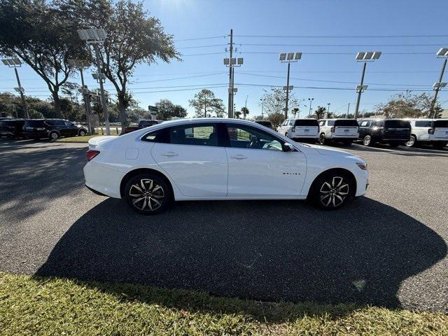 new 2025 Chevrolet Malibu car, priced at $26,875