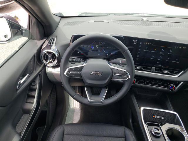new 2026 Chevrolet Equinox car, priced at $32,804