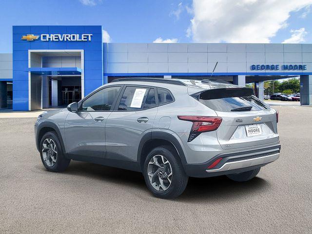 used 2025 Chevrolet Trax car, priced at $22,818