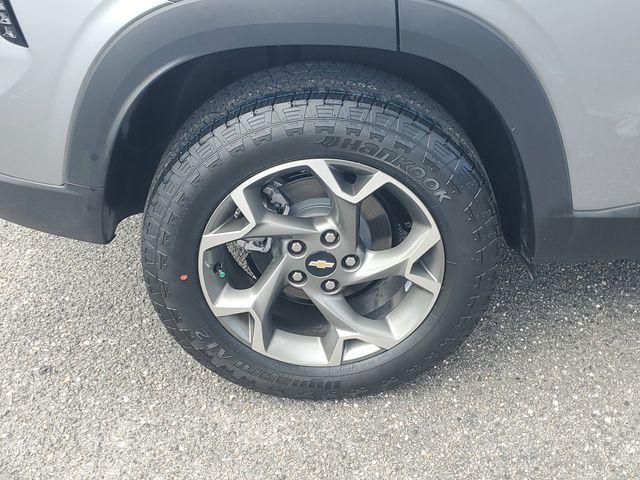 used 2025 Chevrolet Trax car, priced at $22,818