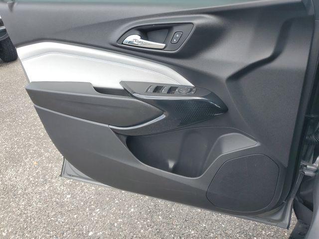 used 2025 Chevrolet Trax car, priced at $22,818
