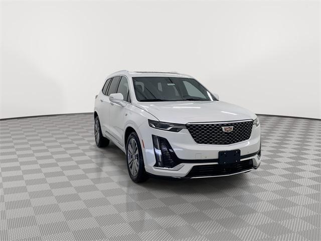 new 2025 Cadillac XT6 car, priced at $63,289