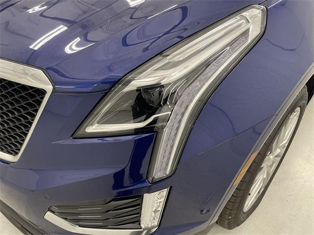 new 2025 Cadillac XT5 car, priced at $63,180
