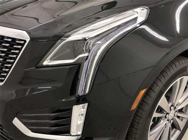 new 2025 Cadillac XT5 car, priced at $58,485