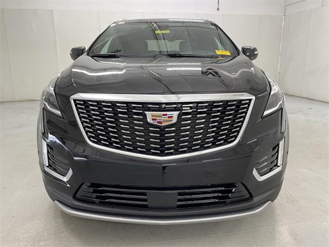 used 2025 Cadillac XT5 car, priced at $54,895