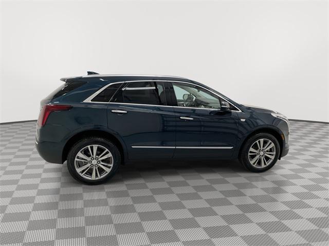new 2025 Cadillac XT5 car, priced at $55,789