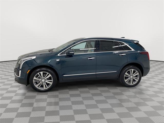new 2025 Cadillac XT5 car, priced at $55,789