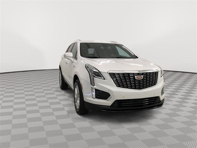 new 2024 Cadillac XT5 car, priced at $47,725