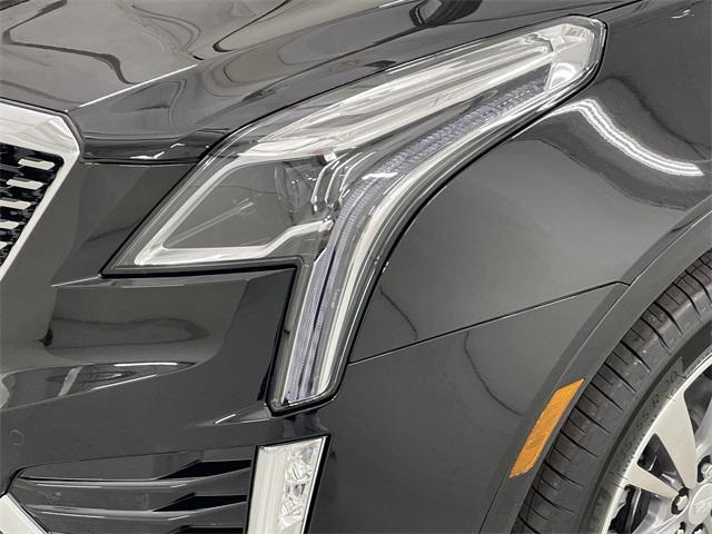 new 2025 Cadillac XT5 car, priced at $58,710