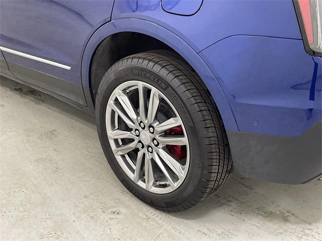 used 2025 Cadillac XT5 car, priced at $59,850