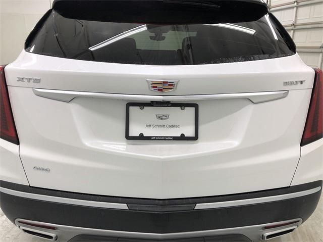 new 2025 Cadillac XT5 car, priced at $58,310