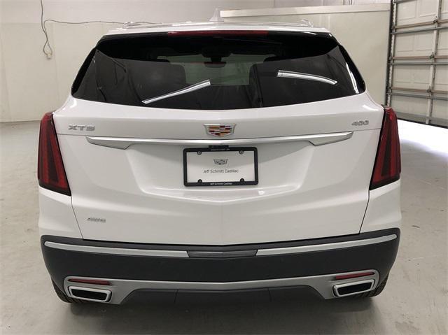 new 2025 Cadillac XT5 car, priced at $60,680