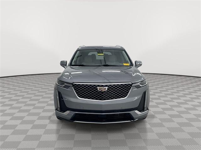 used 2023 Cadillac XT6 car, priced at $41,960