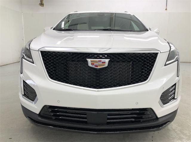 new 2025 Cadillac XT5 car, priced at $64,280