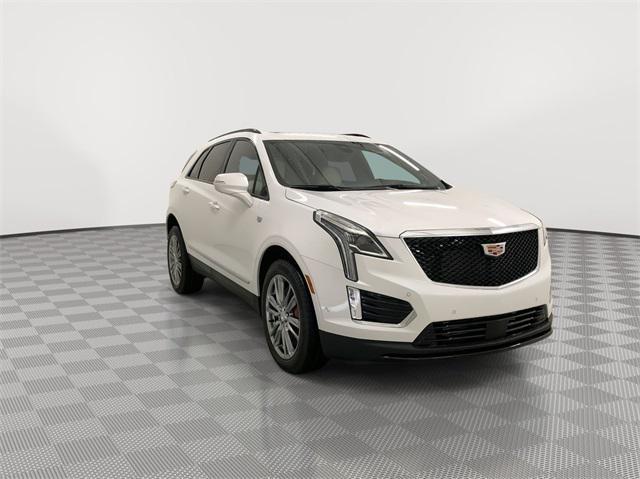 new 2025 Cadillac XT5 car, priced at $64,280