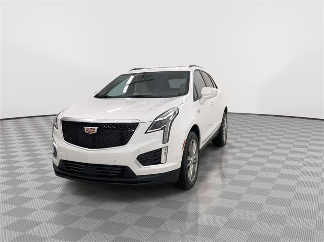 new 2025 Cadillac XT5 car, priced at $64,280