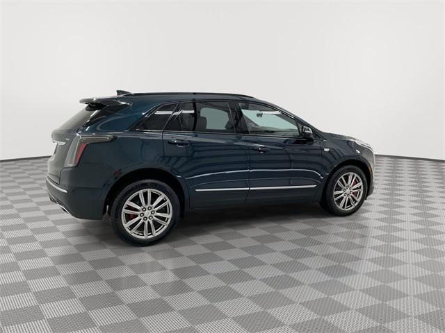 new 2025 Cadillac XT5 car, priced at $63,005