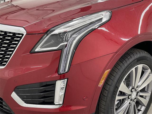 new 2025 Cadillac XT5 car, priced at $59,280