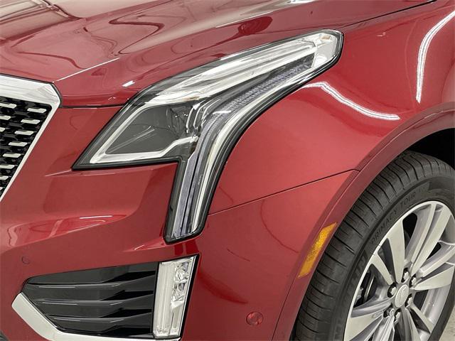 new 2025 Cadillac XT5 car, priced at $59,310