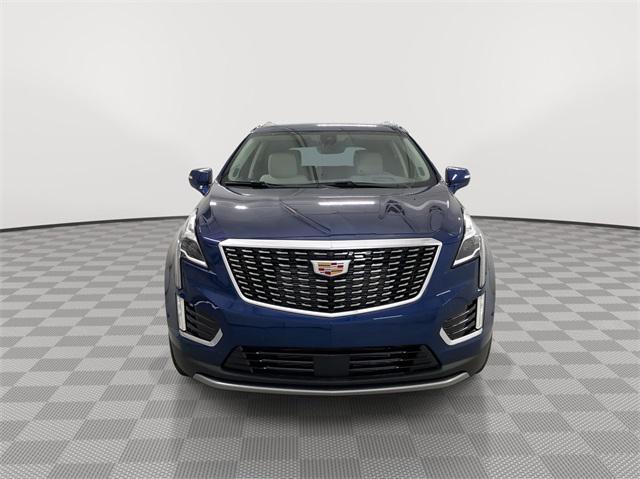 new 2025 Cadillac XT5 car, priced at $60,080