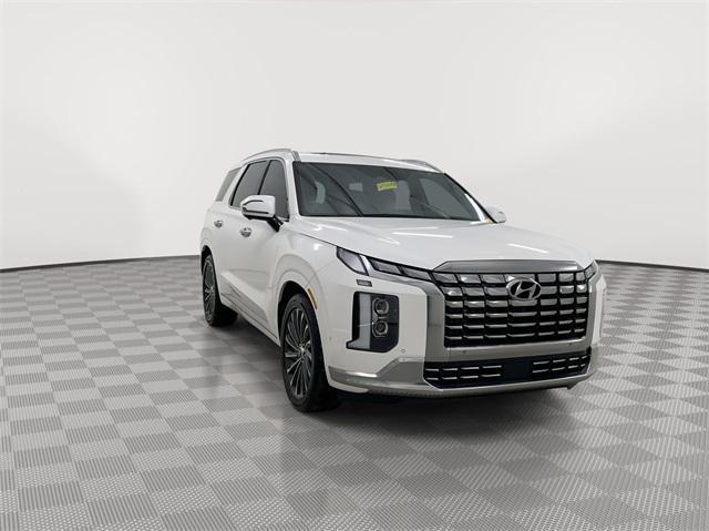 used 2023 Hyundai Palisade car, priced at $39,375