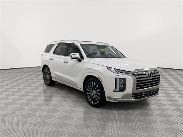 used 2023 Hyundai Palisade car, priced at $39,375