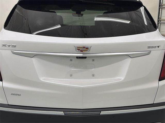 new 2025 Cadillac XT5 car, priced at $59,310