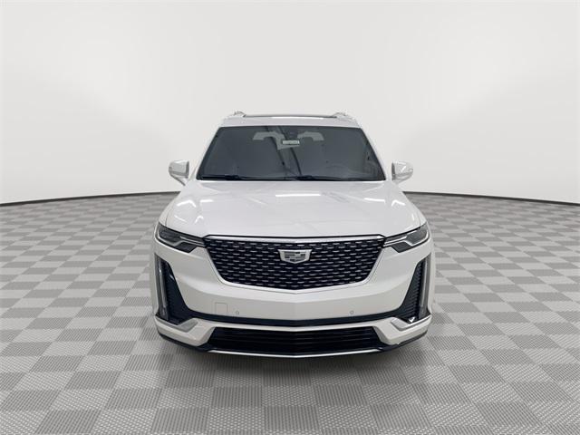 new 2025 Cadillac XT6 car, priced at $50,234