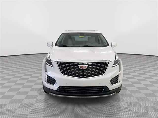 new 2025 Cadillac XT5 car, priced at $54,415