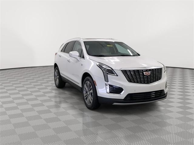 new 2025 Cadillac XT5 car, priced at $54,415