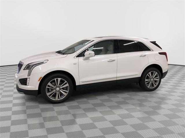 new 2025 Cadillac XT5 car, priced at $54,415