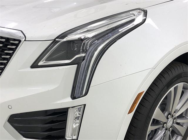 new 2025 Cadillac XT5 car, priced at $54,415