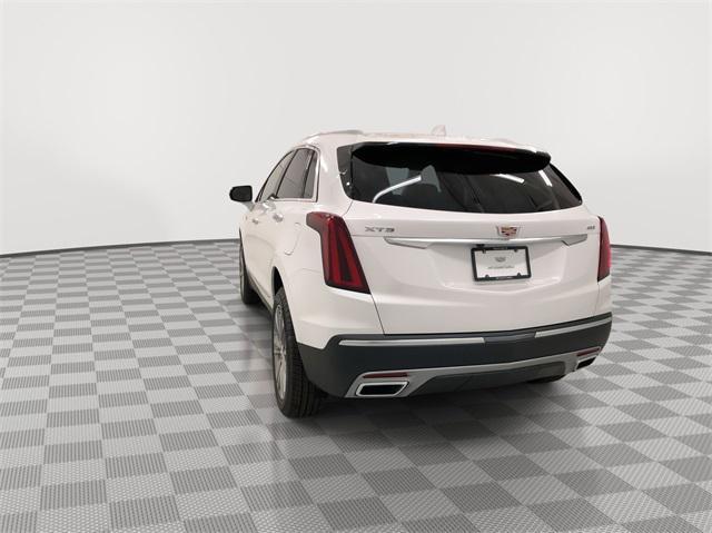 new 2025 Cadillac XT5 car, priced at $54,415