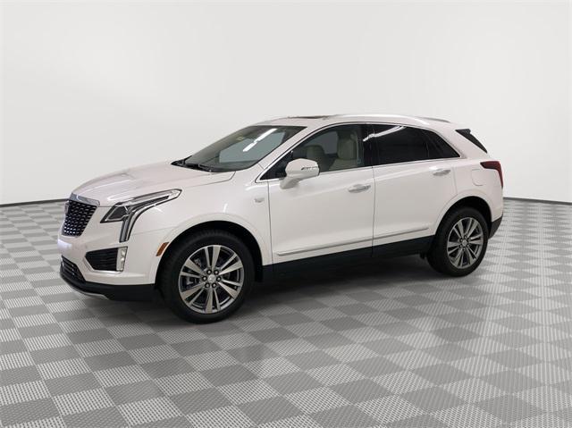 new 2025 Cadillac XT5 car, priced at $54,415