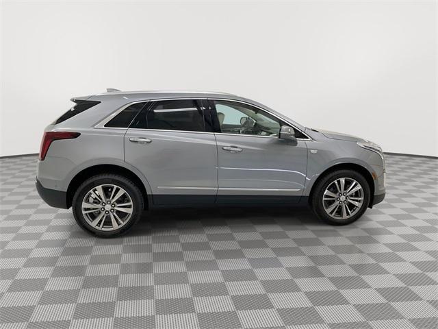 new 2025 Cadillac XT5 car, priced at $59,055