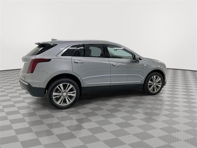 new 2025 Cadillac XT5 car, priced at $59,055