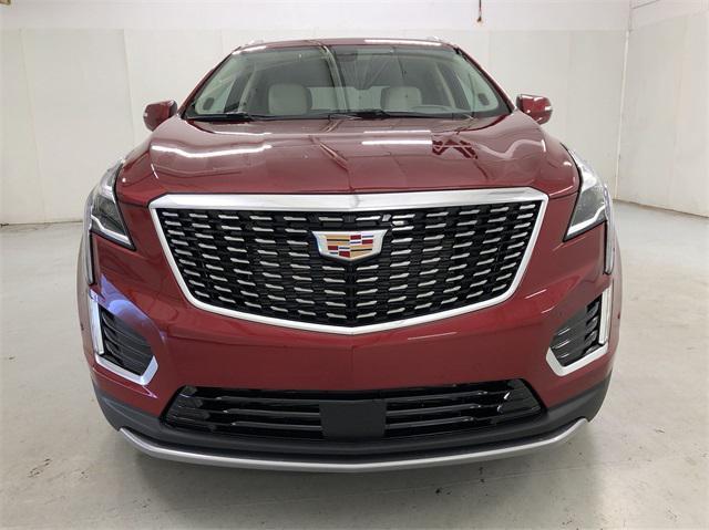 new 2025 Cadillac XT5 car, priced at $60,680