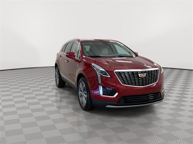 new 2025 Cadillac XT5 car, priced at $60,680