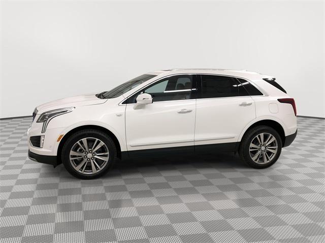 new 2025 Cadillac XT5 car, priced at $60,825