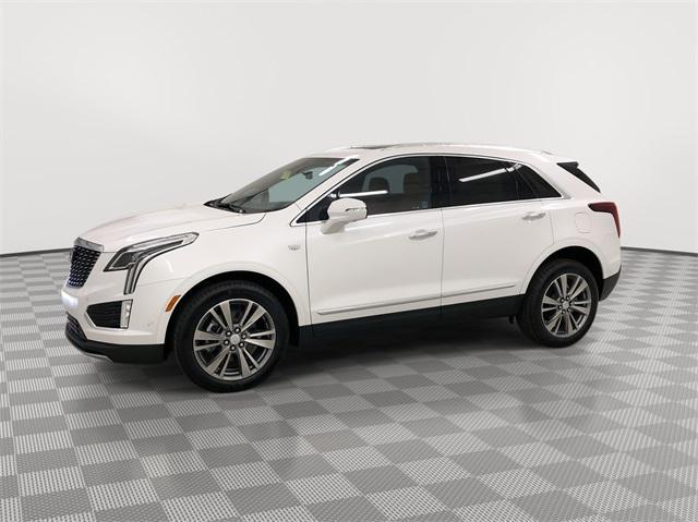 new 2025 Cadillac XT5 car, priced at $60,825