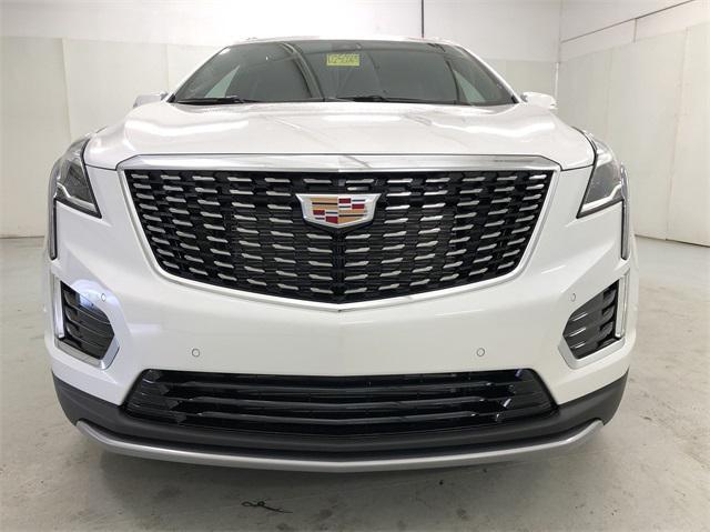 new 2025 Cadillac XT5 car, priced at $60,825